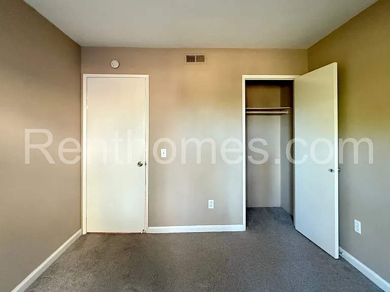 1160 Via Camellia — Photo 13