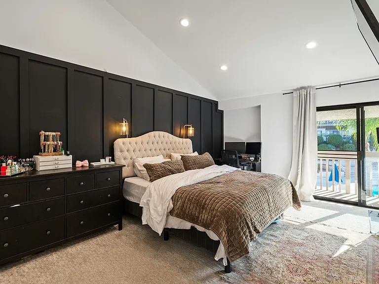 1825 Caddington Dr — Photo 18