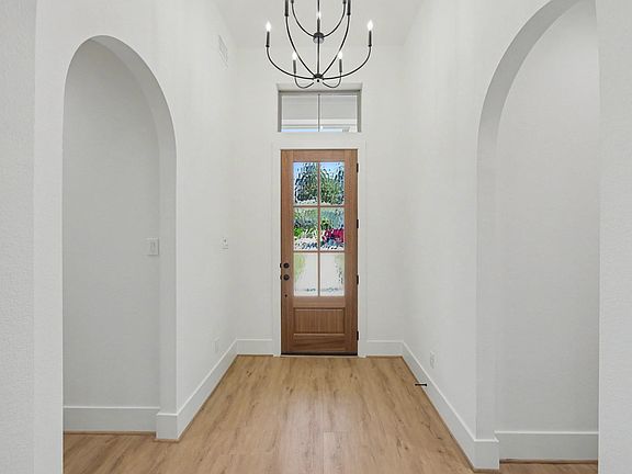 5th image of 5442 Edgewater Ct
