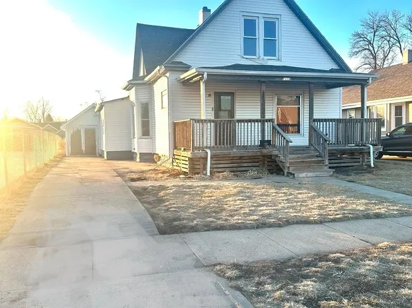 1110 S 2nd St, Norfolk, NE 68701