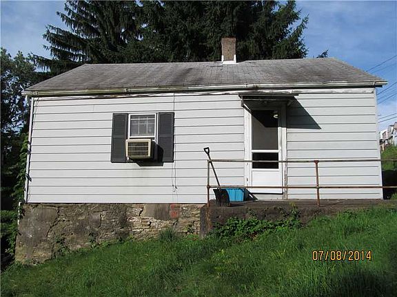 2nd image of 2935 Wildwood Ave