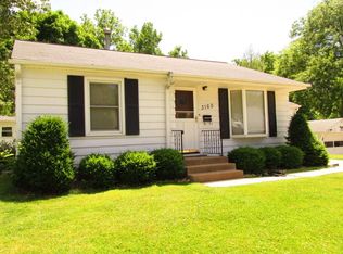 3160 15th Ave, Moline, IL 61265