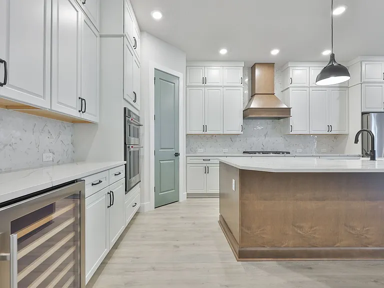 4718 W Kensington Ave — Photo 6