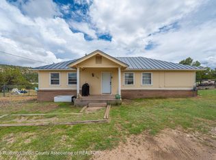 104 N View Dr, Capitan, NM 88316