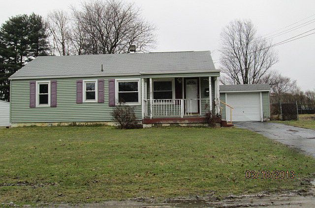 1st image of 362 Lee Ln