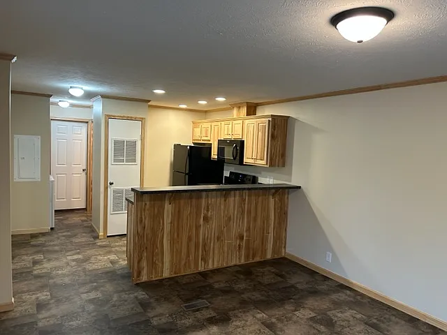 625 15th St SE — Photo 37