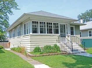 4172 Blanchan Ave, Brookfield, IL 60513