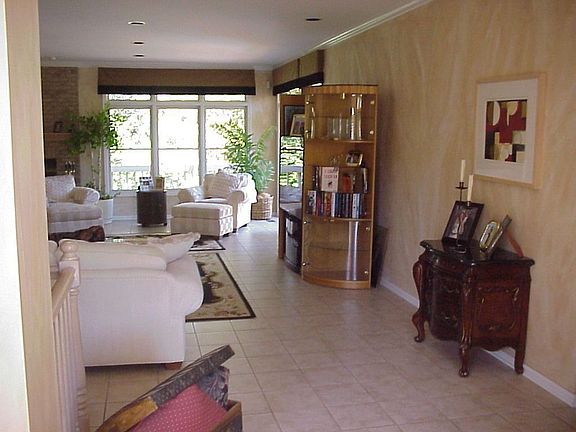 Greatroom w/Fireplace