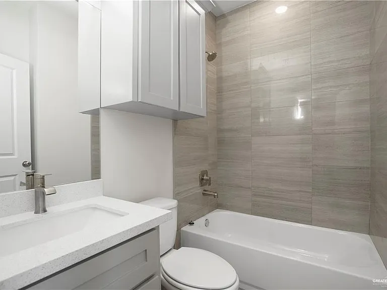 5900 Puffin Ave #1 — Photo 10