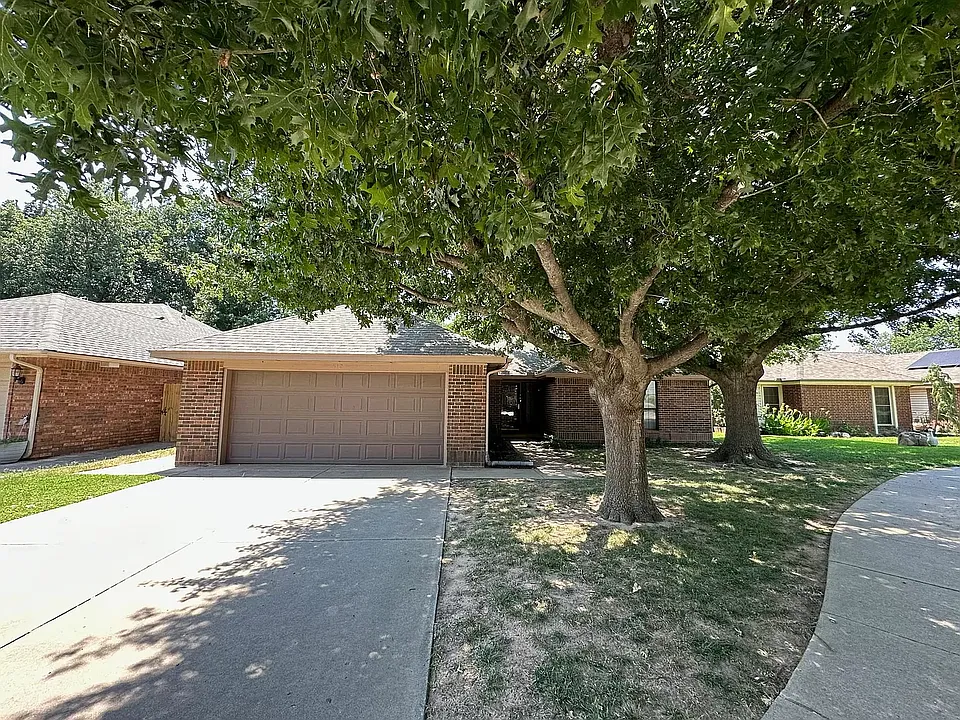 512 Bonita Cir