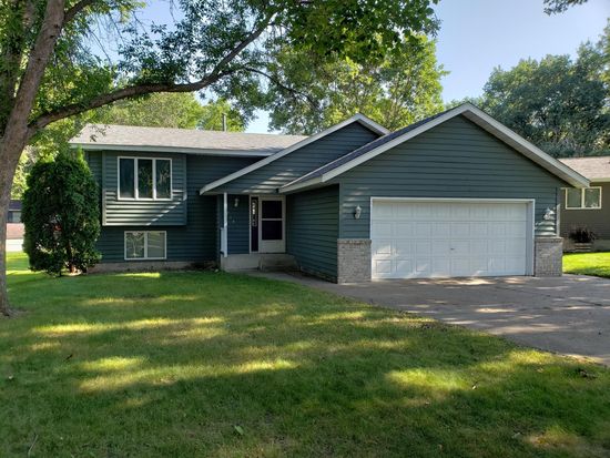 715-10 1/2 St N, Sauk Rapids, MN 56379