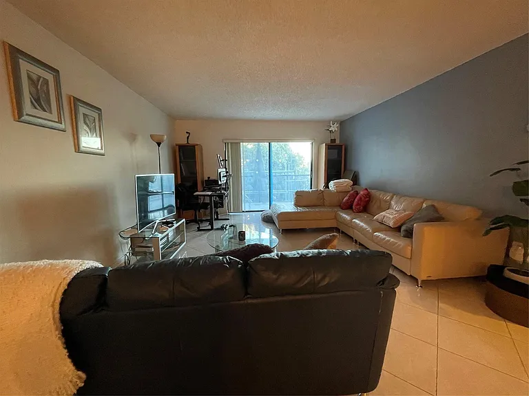 16141 Blatt Blvd — Photo 18