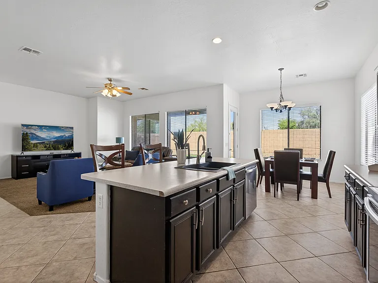 17846 W Buckhorn Dr — Photo 41
