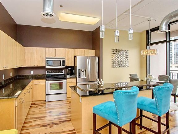 2nd image of 175 2nd St S APT 806