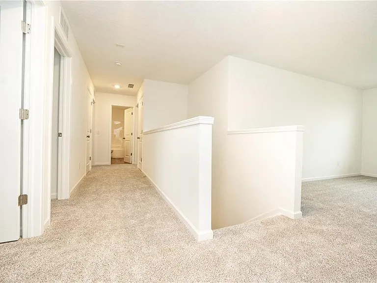 98 Brewster Dr — Photo 14