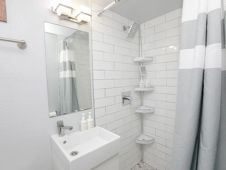810 W Ocean View Ave #2 — Photo 9