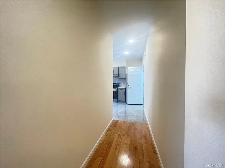 1006 Jericho Tpke #2F — Photo 6