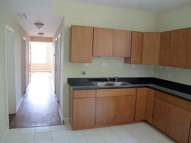 959 N Long Ave #1