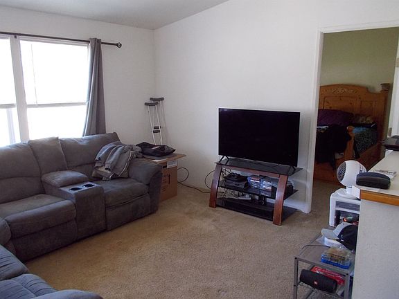5th image of 116 Clough St