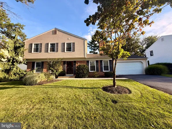 6302 Stephens Xing, Mechanicsburg, PA 17050