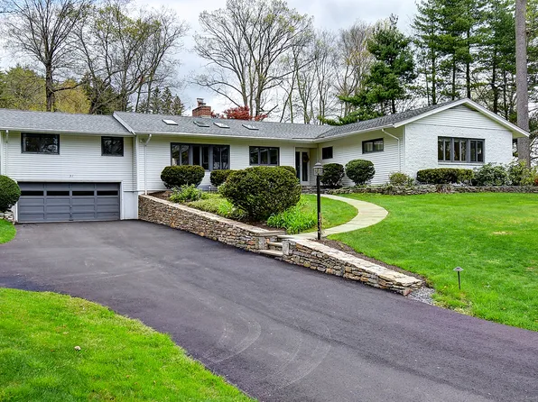 37 Wendy Lane, West Hartford, CT 06117