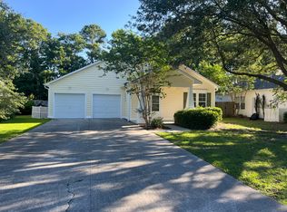 4417 Pine Hollow Dr, Wilmington, NC 28412