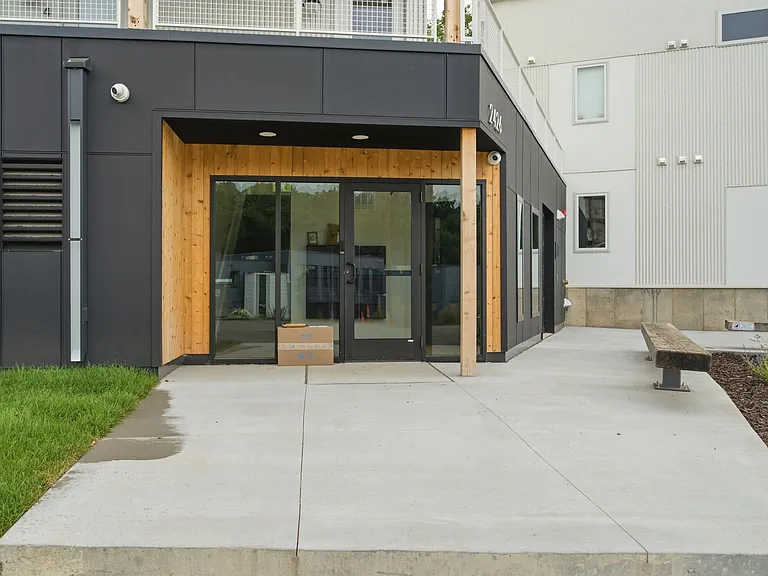 2426 Inglewood Ave #5 — Photo 3