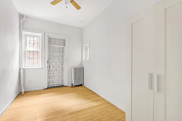 Rented by Avenues Real Estate | media 10