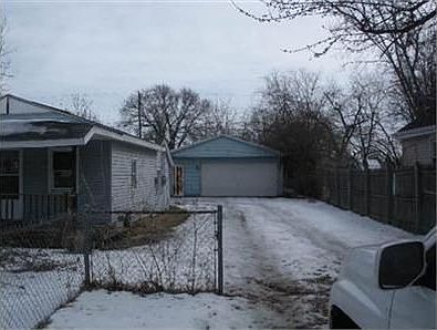 2nd image of 2336 Guernsey Dell Ave