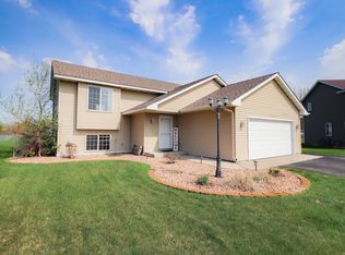 11277 Laura Cir, Becker, MN 55308