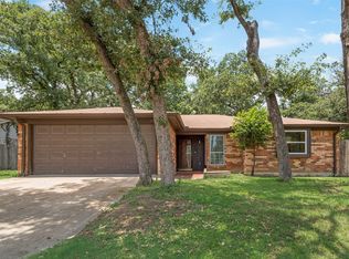 3614 French Wood Dr, Arlington, TX 76016