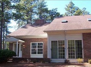 1 Pinehurst Mnr APT A, Pinehurst, NC 28374