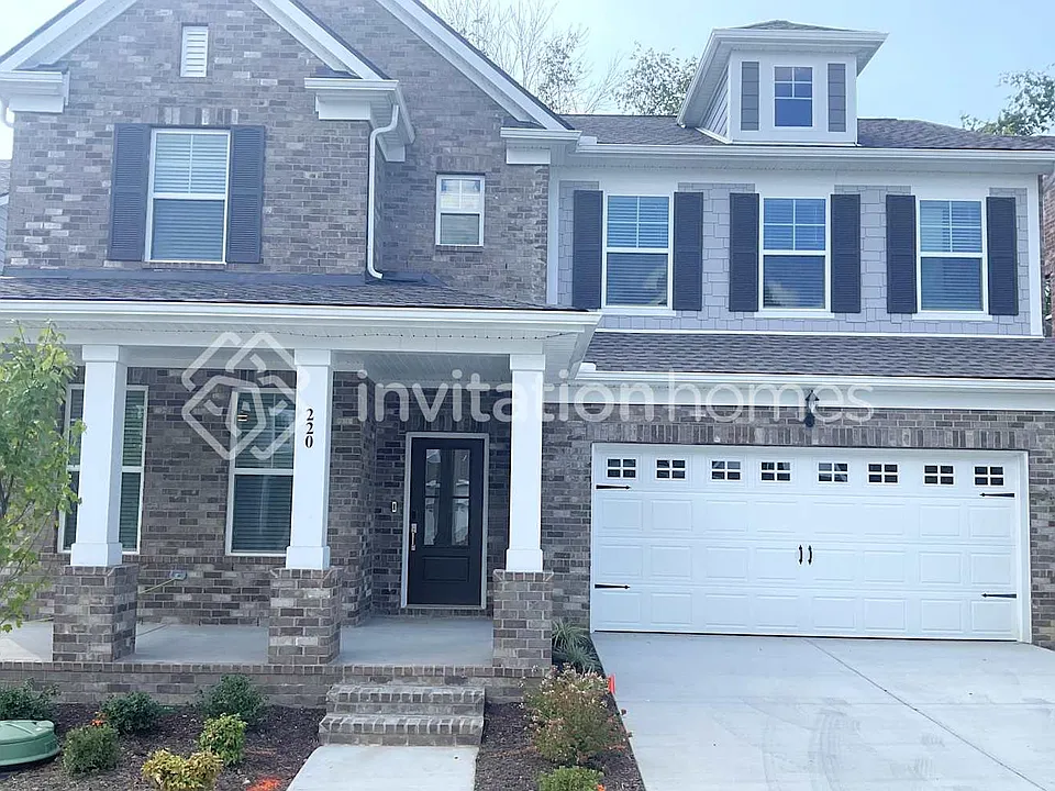 220 Crown Gardens Ct