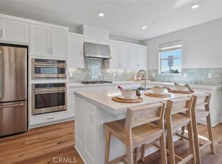 672 Edward Scholle Dr, Camarillo, CA 93010