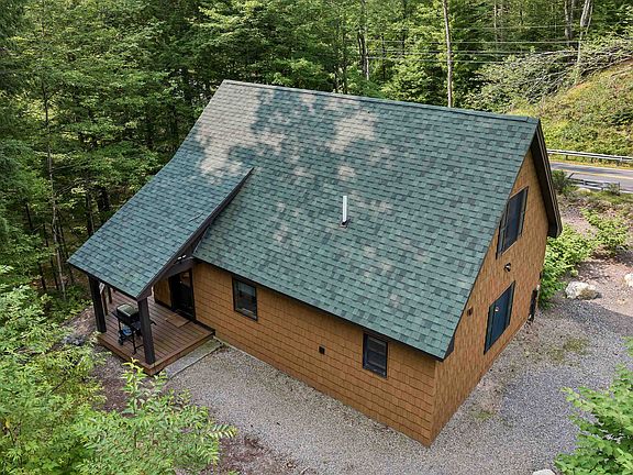4th image of 479 River Road