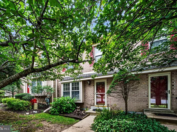 604 Shropshire Dr, West Chester, PA 19382
