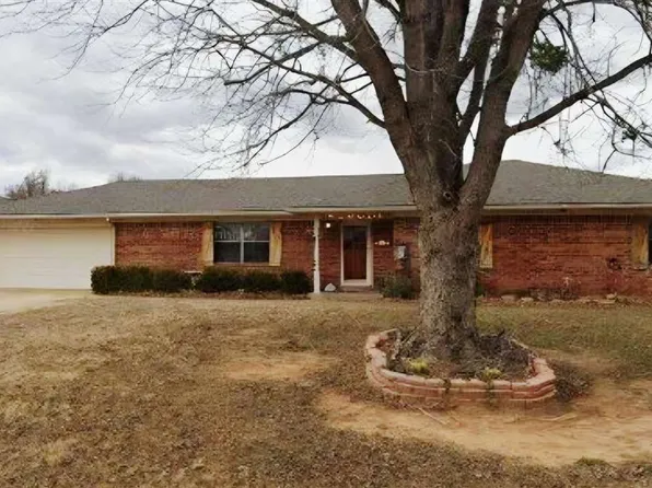 823 Wilshire Ter, Anadarko, OK 73005