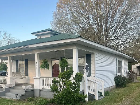 261 4th St SW, Carbon Hill, AL 35549