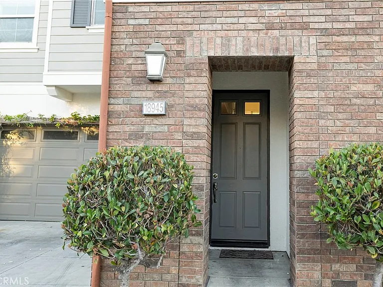 18945 Northern Dancer Ln — Photo 4