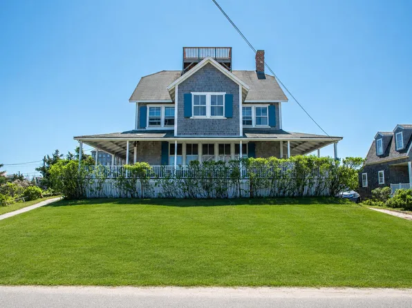 34 Hulbert Ave, Nantucket, MA 02554
