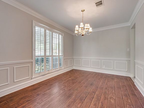3rd image of 3008 Great Southwest Dr