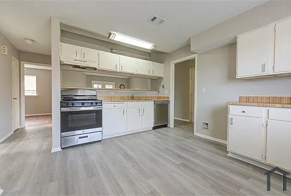 20135 Telegraph Square Ln — Photo 5