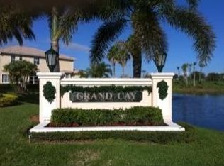 1137 Grand Cay Dr, Palm Beach Gardens, FL 33418