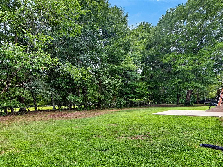 912 Kearney Dr — Photo 36