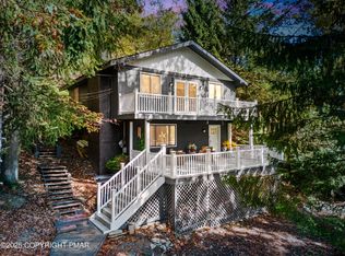 2398 Woodcrest Dr, East Stroudsburg, PA 18302