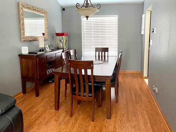 4th image of 12244 White Oak Dr
