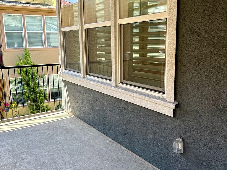 1658 N Pole Pl #1 — Photo 33