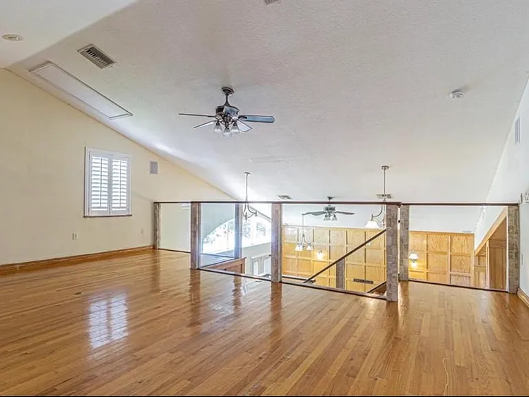 2614 Hawk Roost Ct — Photo 4