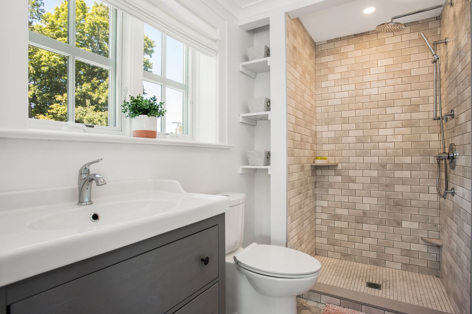  1 Church Street, Master Bath