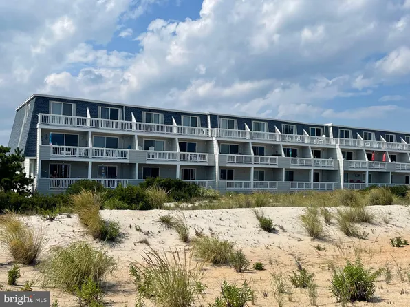 1 Centre St APT 23, Beach Haven, NJ 08008